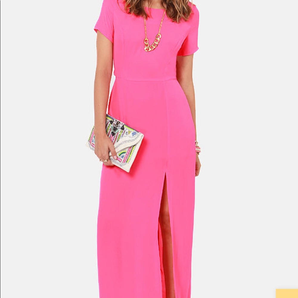 Lulus’s Don’t Call it a Comeback Pink Maxi Dress